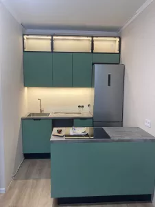 трехуровневая